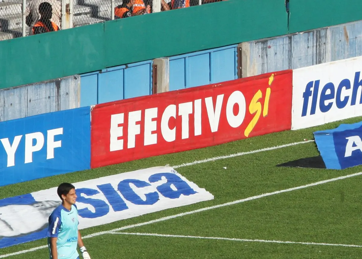 Anuncios publicitarios en carteles en una cancha de fútbol: Guía completa - Cómo es la publicidad en carteles anuncios publicitarios en carteles en una cancha de futbol - Cómo es la publicidad en carteles