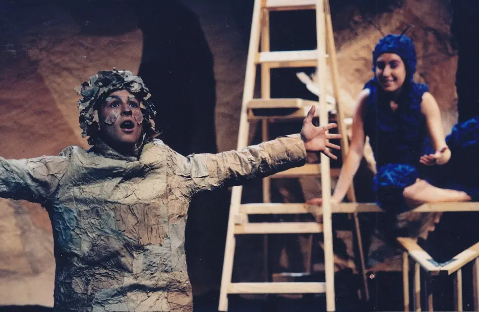 Anuncios de Obras de Teatro Hechos con Lápiz: Un Arte Escénico en Miniatura - Cómo montar una obra de teatro escolar anuncios de obras de teatro hecha con lapiz - Cómo montar una obra de teatro escolar