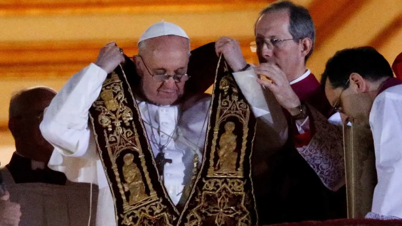Cómo se llama cuando el Papa da un anuncio: Habemus Papam y otros términos - Cómo se hace el cónclave como se llama cuando el papa da un anuncios - Cómo se hace el cónclave