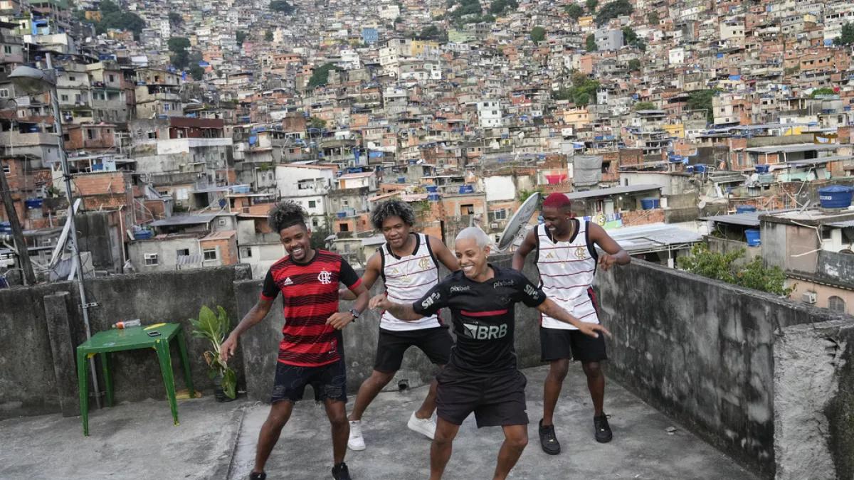 Aprende a bailar Samba: Clases de danza brasileña - Cómo se llama el baile brasileño de moda anuncios de clases de danza brasil - Cómo se llama el baile brasileño de moda