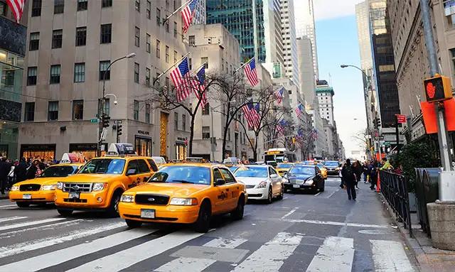 Anuncios en Nueva York: Times Square y la Quinta Avenida - Cómo se llama la calle más famosa de Nueva York new york anuncios - Cómo se llama la calle más famosa de Nueva York