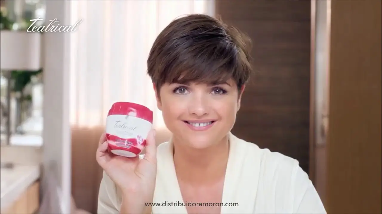 Araceli González y la publicidad de cremas: Un análisis de su imagen e impacto - Cómo se llama la marca de cosméticos de Araceli González araceli gonzalez publicidad de crema - Cómo se llama la marca de cosméticos de Araceli González
