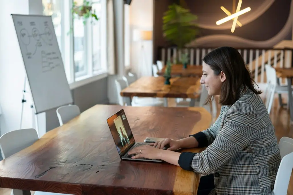 CRM en Marketing Gratis: La Guía Definitiva de 2024 - Cuál es el mejor CRM de 2024 cmr en marketing gratis - Cuál es el mejor CRM de 2024