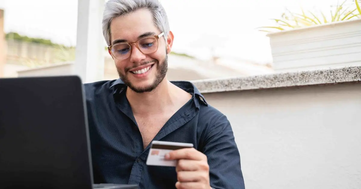 <b>Qué es el eCommerce en Marketing</b>? - Cuál es la diferencia entre eCommerce y marketing digital que es el ecommerce en marketing - Cuál es la diferencia entre eCommerce y marketing digital