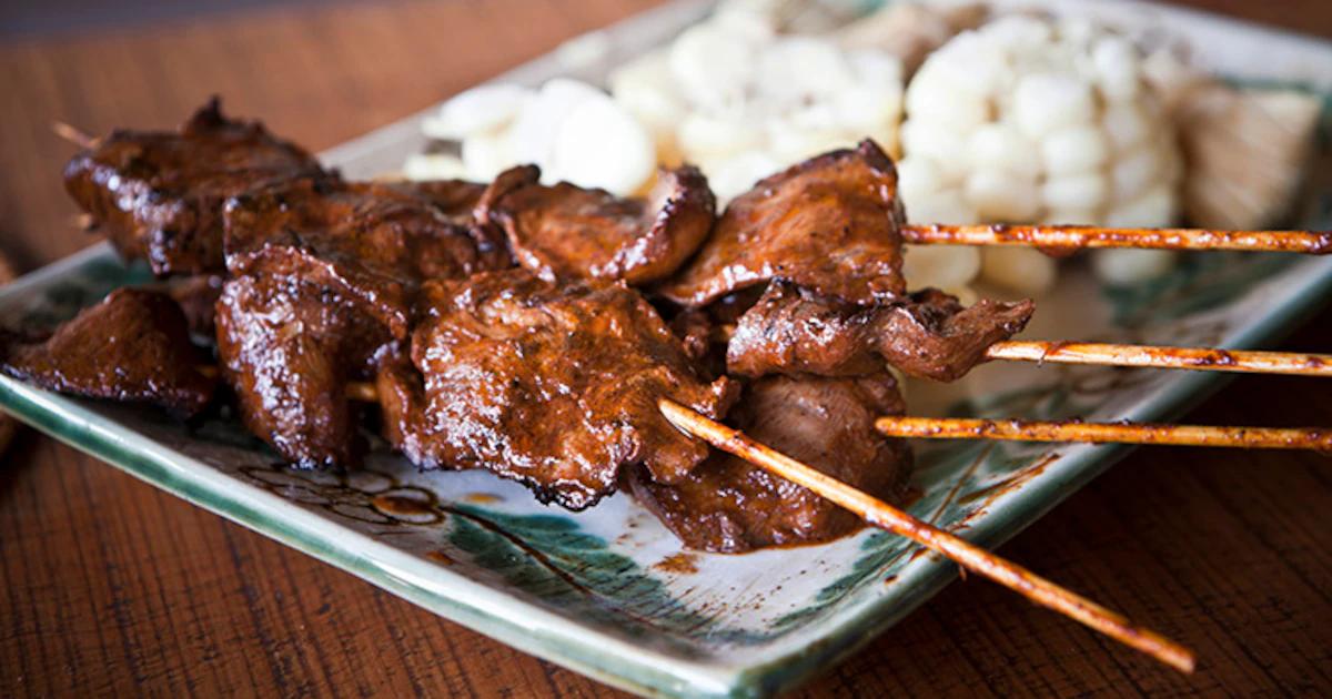 <b>Anticuchos</b>: Historia, Preparación y <b>Publicidad</b> para un Sabor Peruano - Cuál es la historia del anticucho publicidad de anticuchos - Cuál es la historia del anticucho