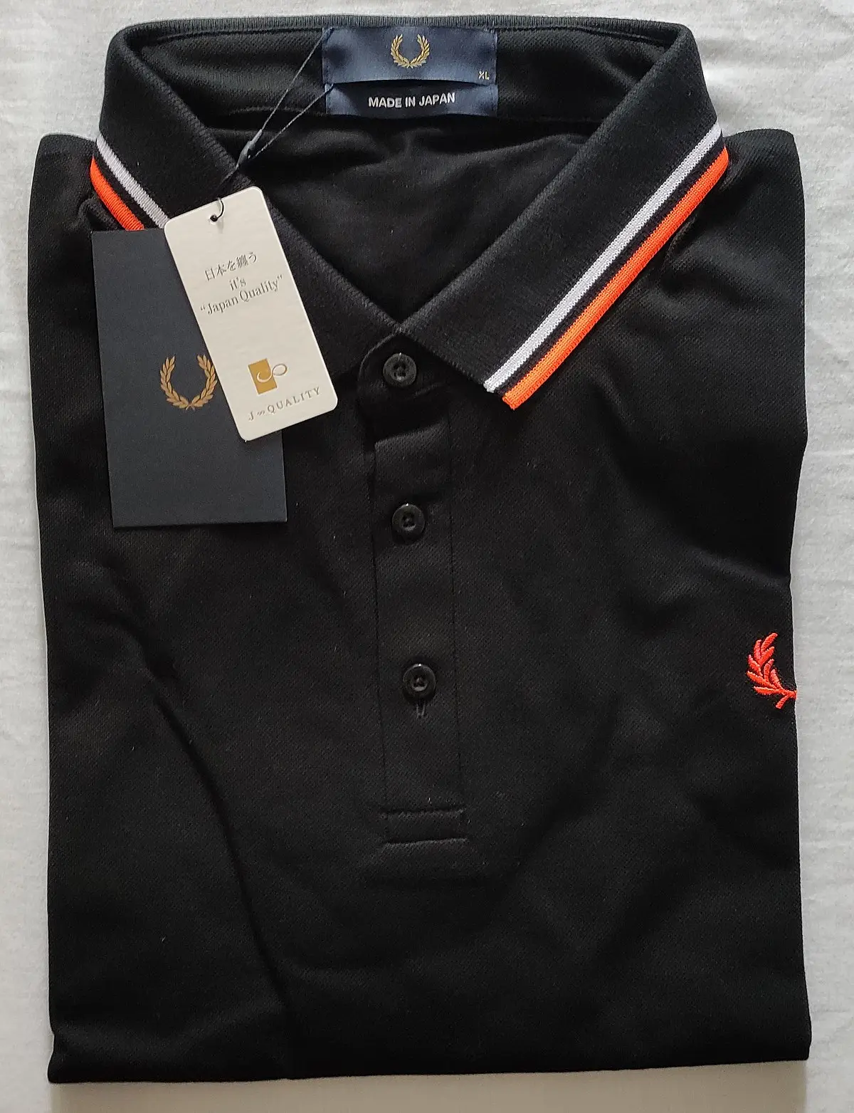El Marketing de Fred Perry: Historia, Subculturas e Identidad - Cuál es la marca de ropa que tiene una corona como es el marketing de fred perry - Cuál es la marca de ropa que tiene una corona
