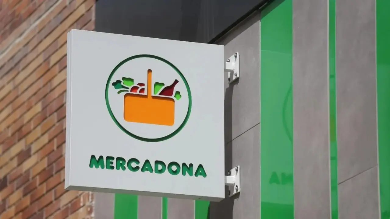 Guía Definitiva de Quitamanchas: Tipos, Usos y Trucos Caseros - Cuánto vale el quitamanchas de Mercadona publicidad quitamanchas - Cuánto vale el quitamanchas de Mercadona