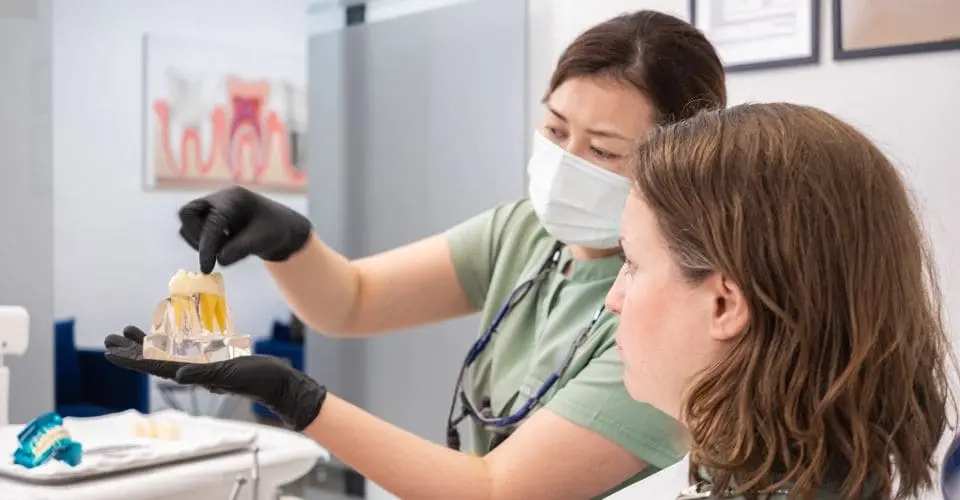 <b>Implante Dental</b>: Precio, Tipos y Todo lo que Necesitas Saber - Cuánto vale un implante dental anuncios de implantes - Cuánto vale un implante dental