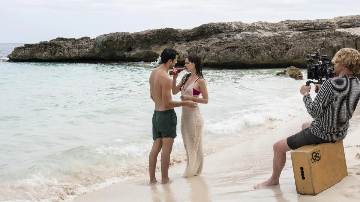 Anuncios de Cerveza Damm: ¿Discriminación o simple publicidad? - Dónde se ha rodado el anuncio de Estrella Damm anuncios de cerveza damm discriminacion - Dónde se ha rodado el anuncio de Estrella Damm