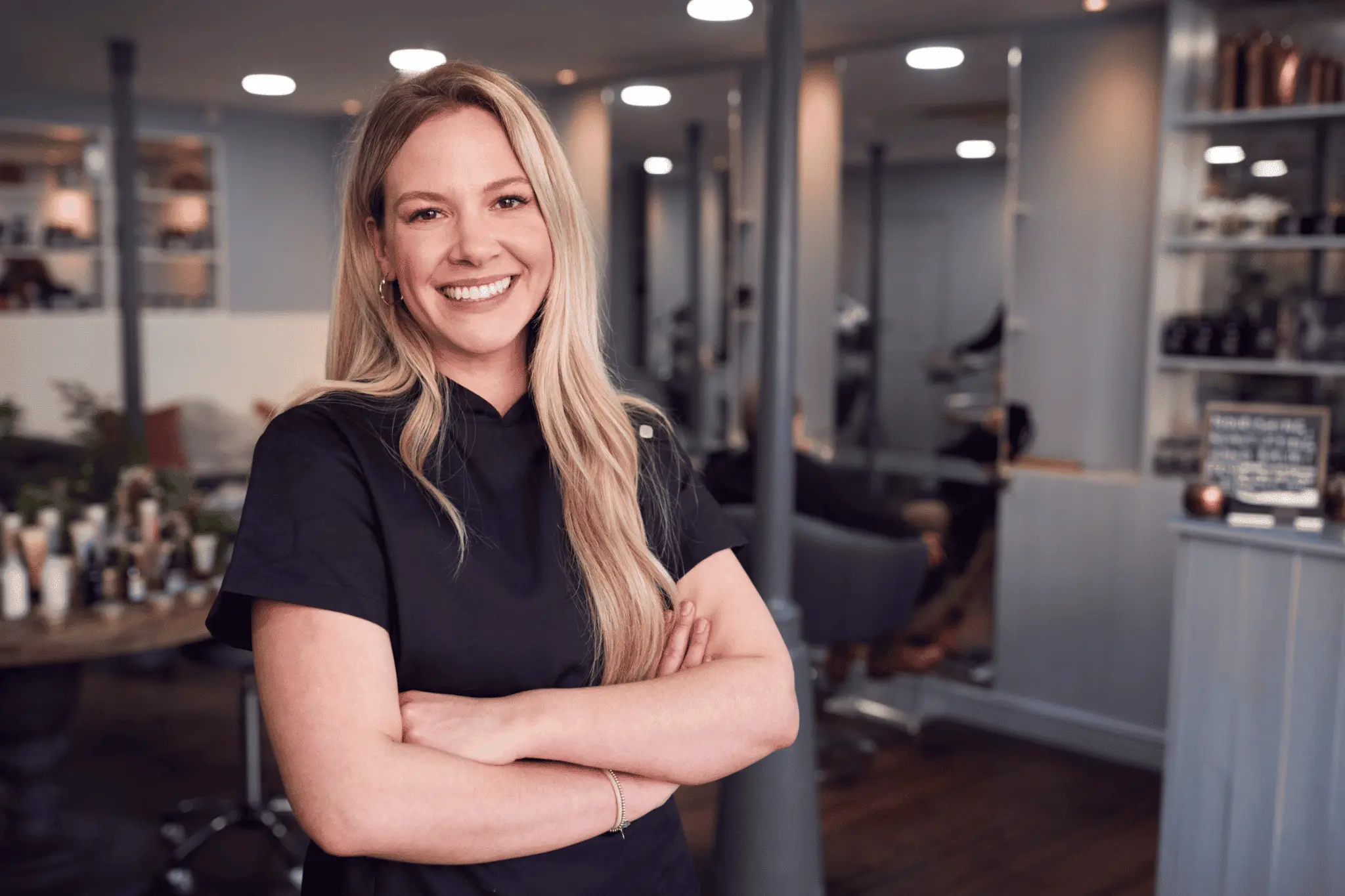 Email Marketing para Salones de Belleza: La Guía Definitiva - How do I write a marketing plan for a salon email marketing for hair salons - How do I write a marketing plan for a salon