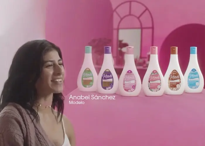 Hinds Rosa Beauty: La crema hidratante que tu piel seca necesita - Qué beneficios tiene la crema Hinds rosa publicidad hinds rosa - Qué beneficios tiene la crema Hinds rosa