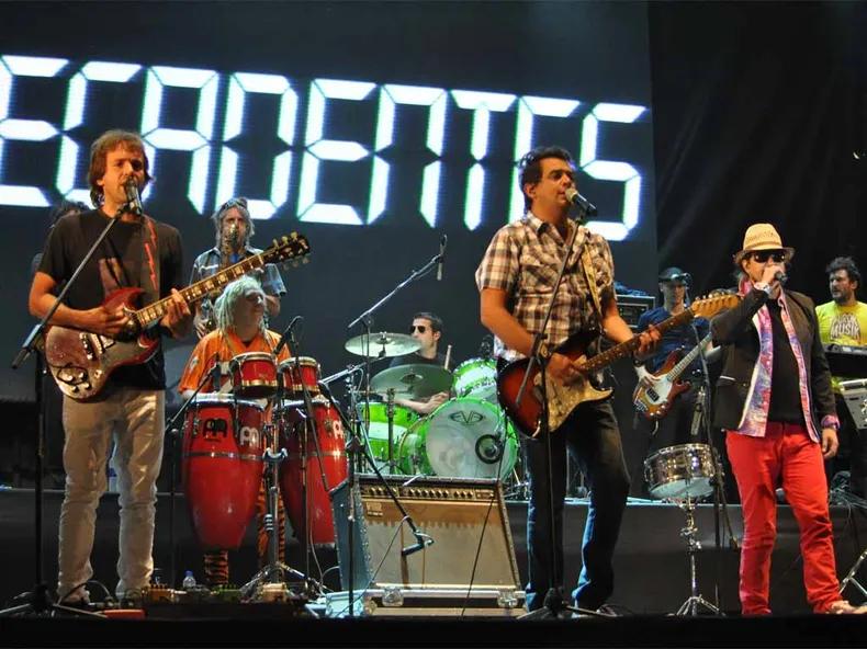 anuncios de musicos que vienen a mendoza - Qué cantante nació en Mendoza