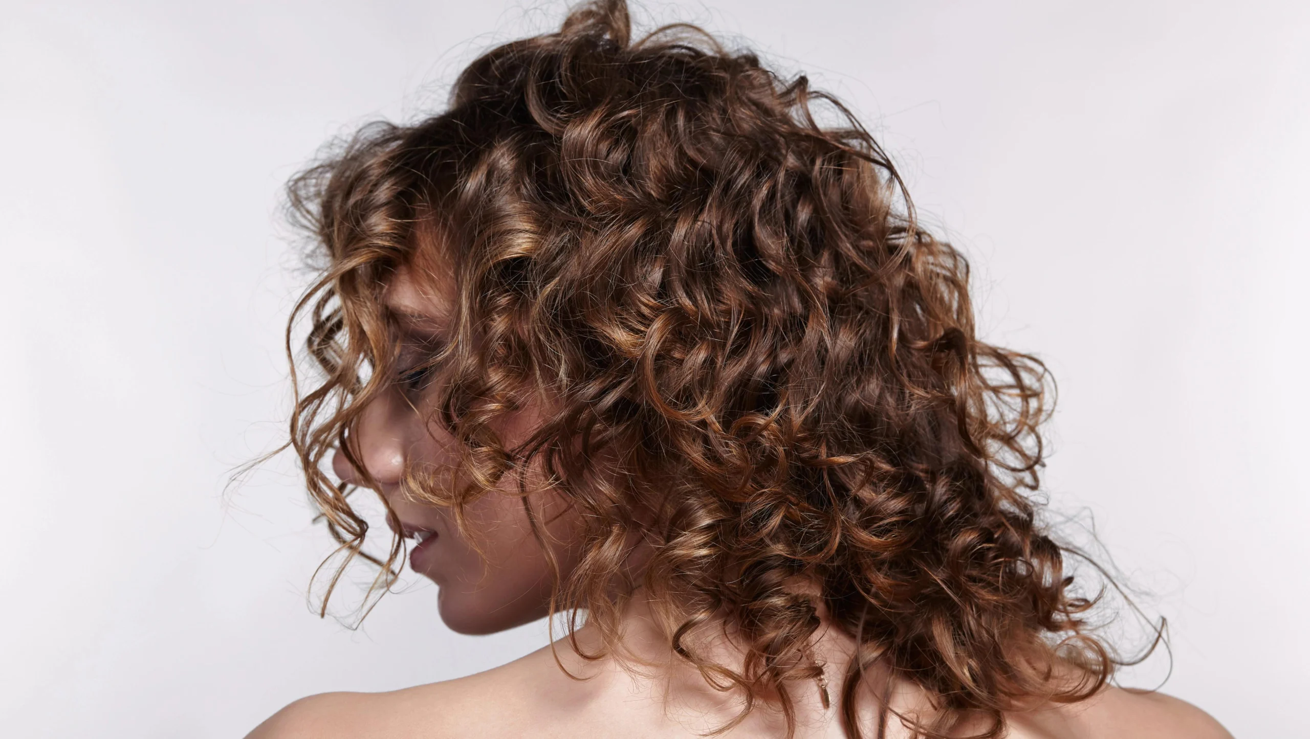 Los Mejores Champús L'Oréal para Cabello Crespo: Guía Definitiva - Qué champú es bueno para los rizos anuncios shampoo loreal pelo crespo - Qué champú es bueno para los rizos