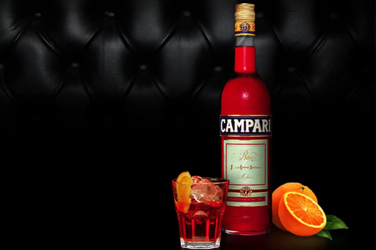campari publicidad - Qué diferencia hay entre el Campari y el Aperol