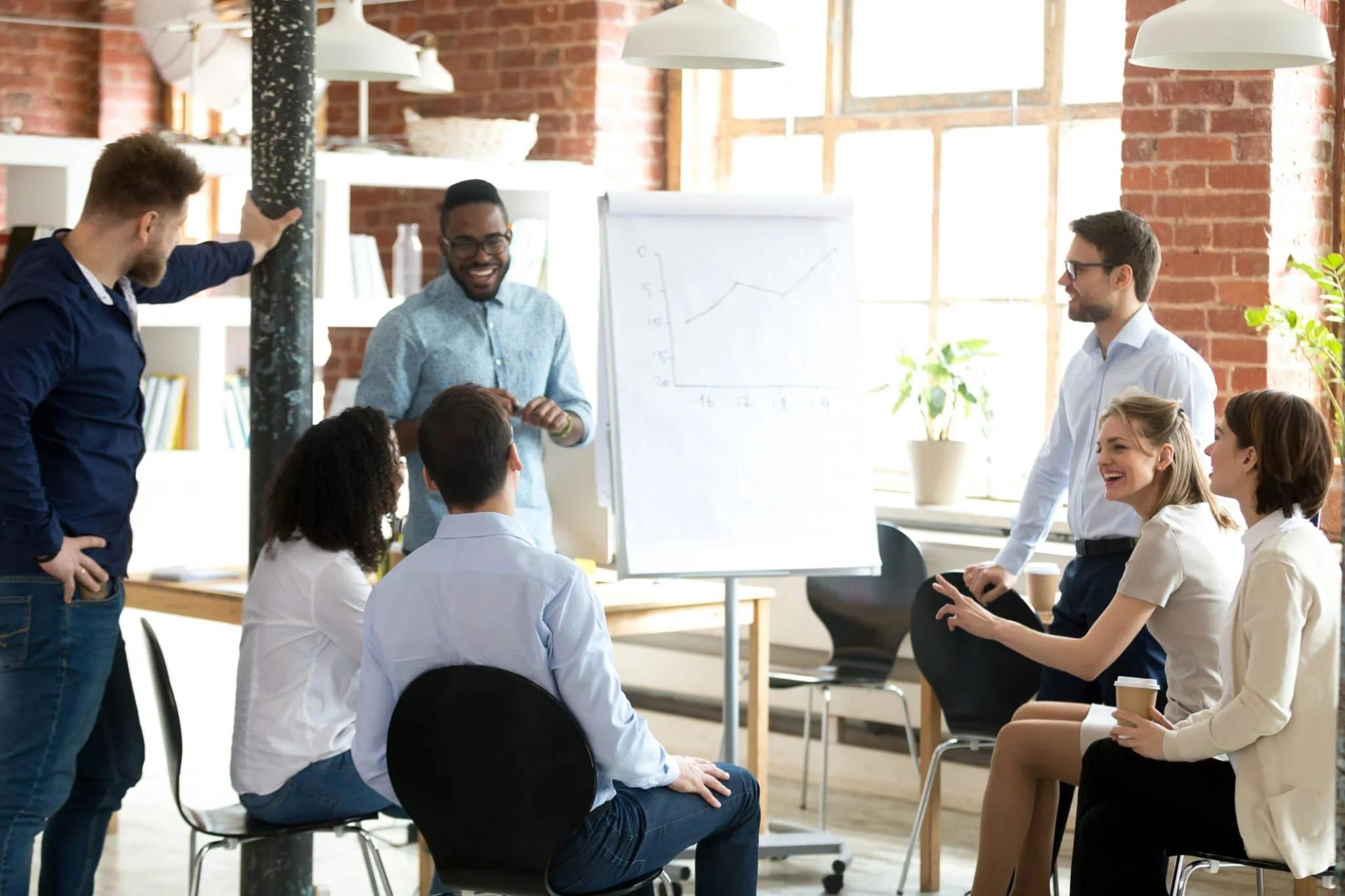 Diferencia entre estrategia y táctica en marketing: La clave del éxito - Qué diferencia hay entre una estrategia de marketing y una táctica de marketing y cómo se complementan diferencia entre estrategia y táctica en marketing - Qué diferencia hay entre una estrategia de marketing y una táctica de marketing y cómo se complementan