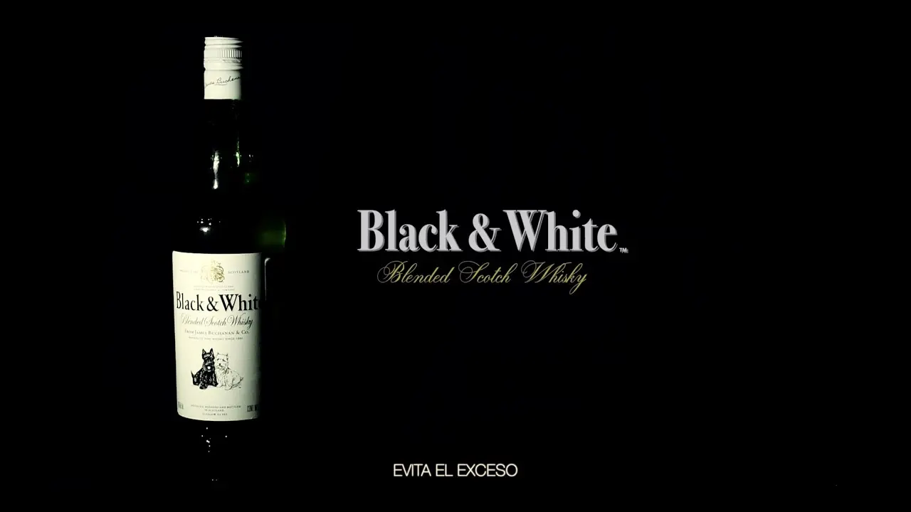 Publicidad en Blanco y Negro: Un Clásico Atemporal - Qué es black and white black and white publicidad - Qué es black and white