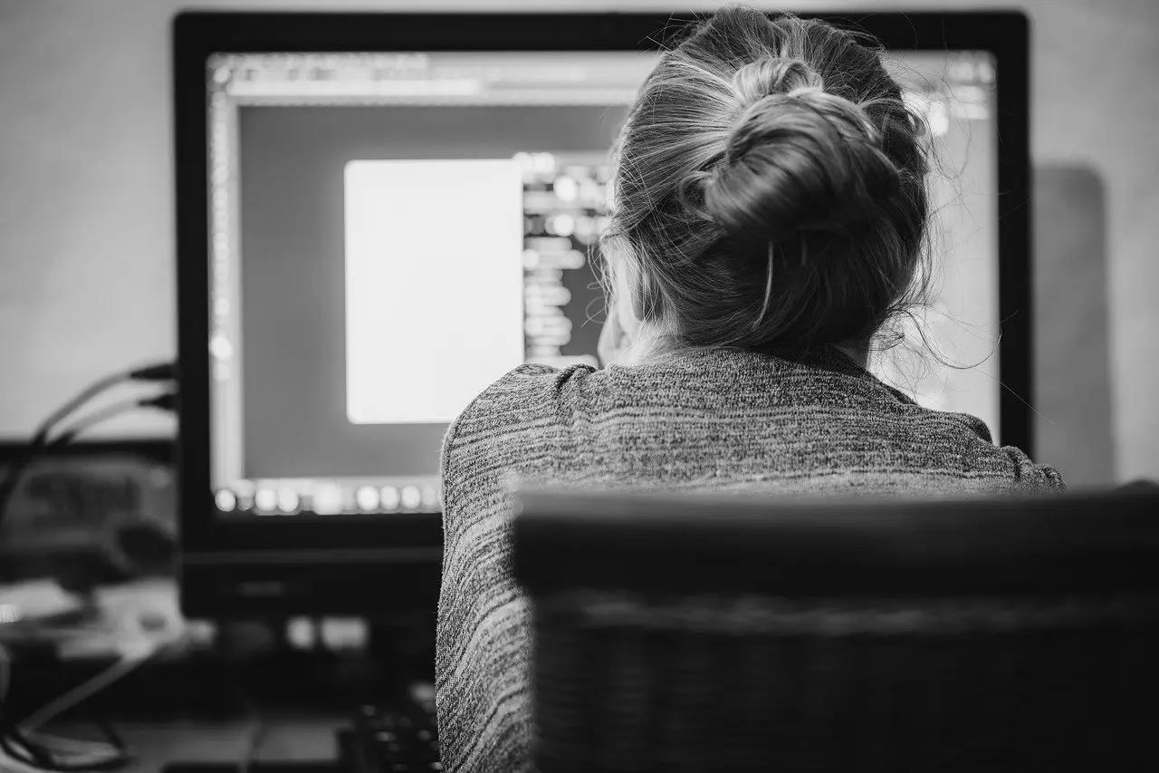 Dadaísmo y Anuncios Publicitarios: Un Análisis del Impacto Revolucionario - Qué es dadaísmo en diseño gráfico dadaismo anuncios publicitarios - Qué es dadaísmo en diseño gráfico