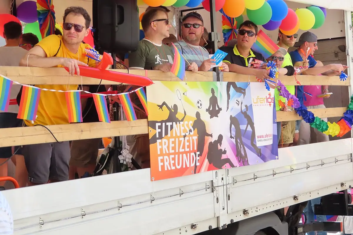 lgbt publicidad - Qué es el mercado LGBTQ