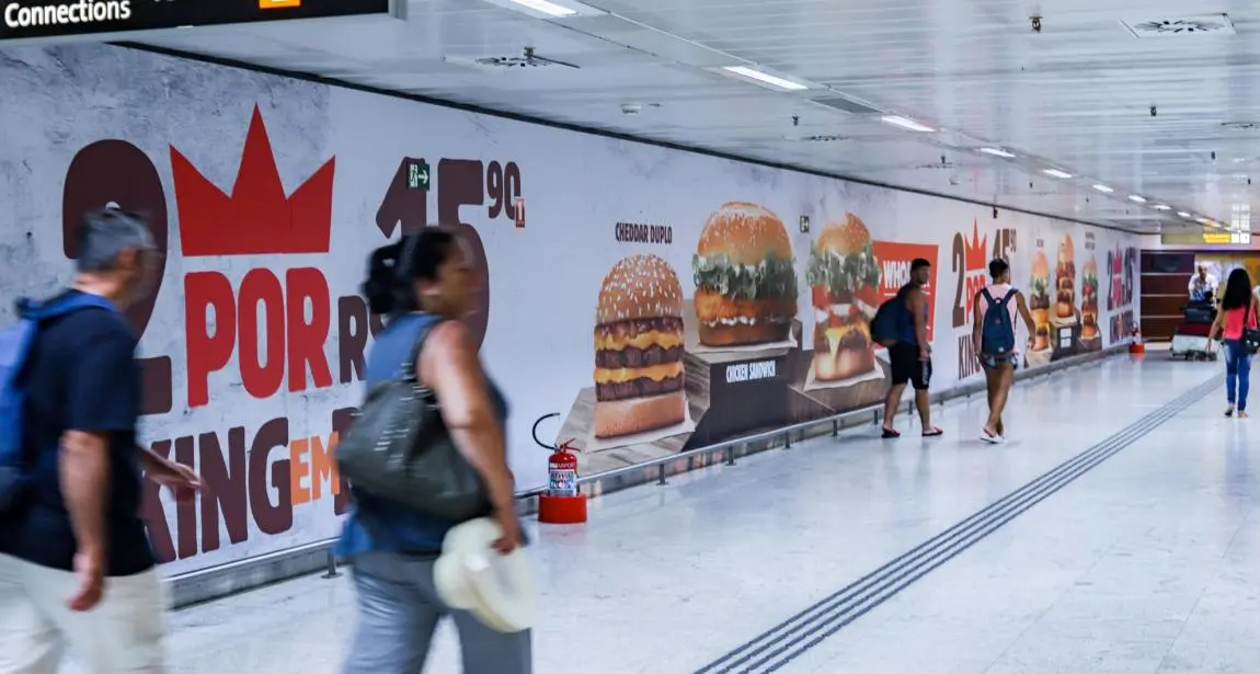 Publicidad en Aeropuertos: Guía Completa de Costos y Estrategias - Qué es la app aeropuerto aeropuerto publicidad - Qué es la app aeropuerto