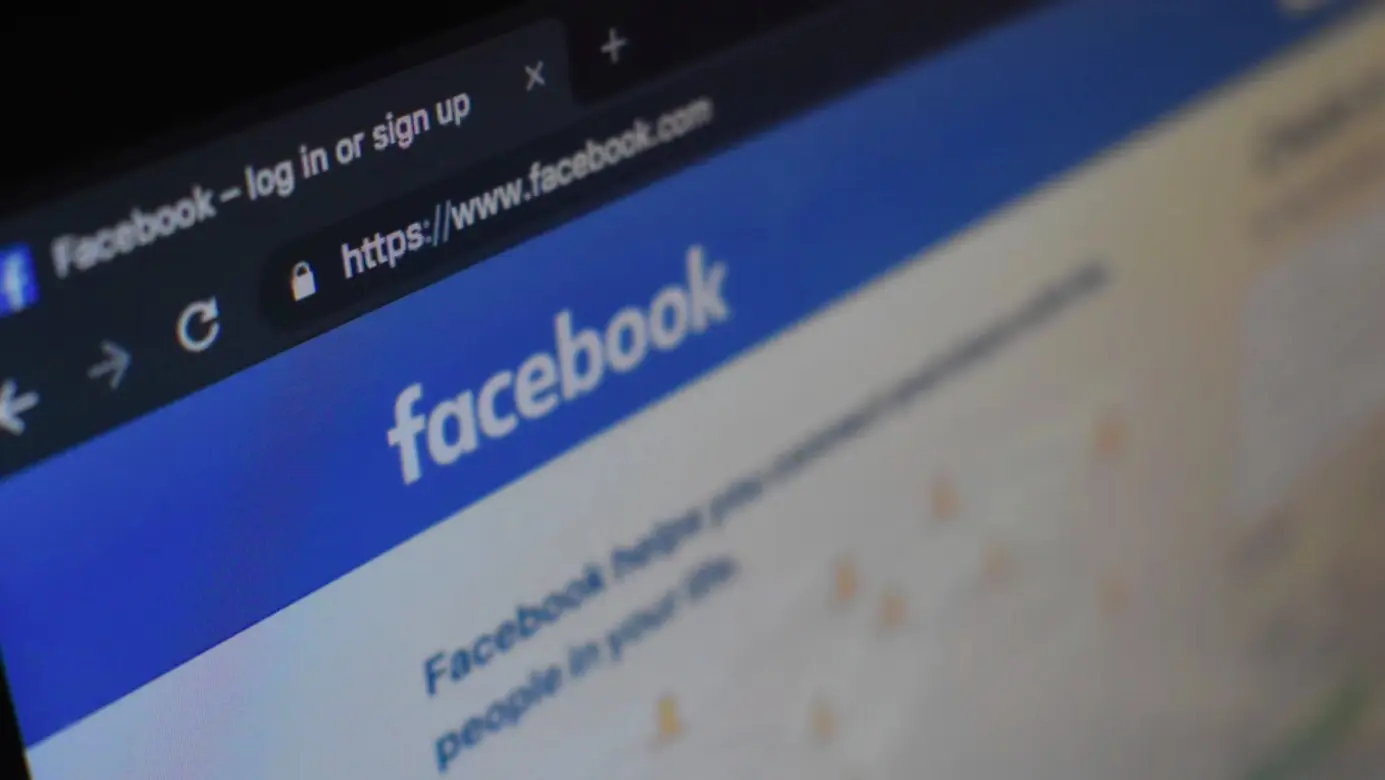 Ad-serving: Presentación de Anuncios y Optimización de Campañas - Qué es un anuncio de Facebook Ads ad-serving presentación de anuncios - Qué es un anuncio de Facebook Ads
