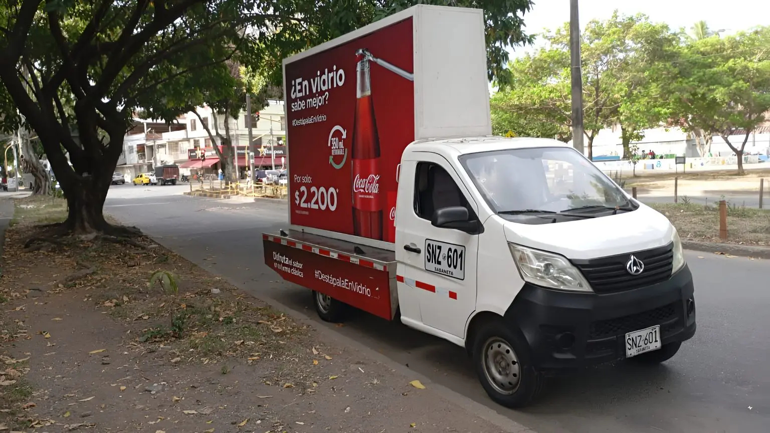 carros de publicidad - Qué es un vehículo publicitario