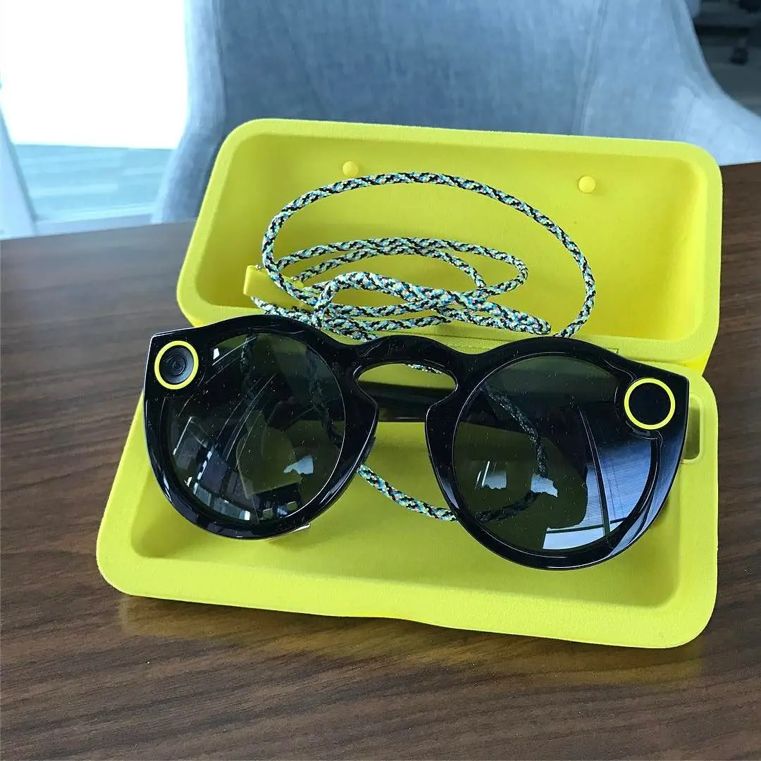 Snapchat Spectacles Marketing: La guía definitiva para aprovechar el potencial de las gafas de realidad aumentada - Qué hacen las gafas de Snapchat snapchat spectacles marketing - Qué hacen las gafas de Snapchat