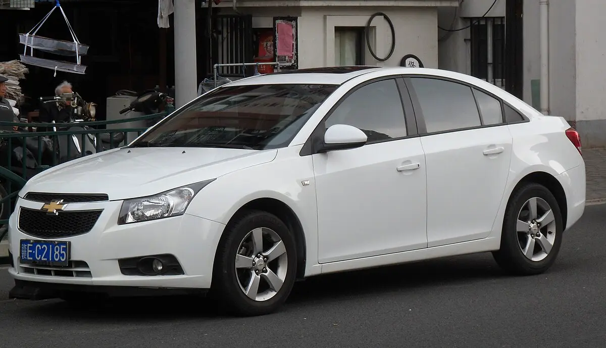 Adiós al Chevrolet Cruze: Fin de una Época y el Ascenso del Tracker - Qué pasó con el Chevrolet Cruze publicidad cruze - Qué pasó con el Chevrolet Cruze