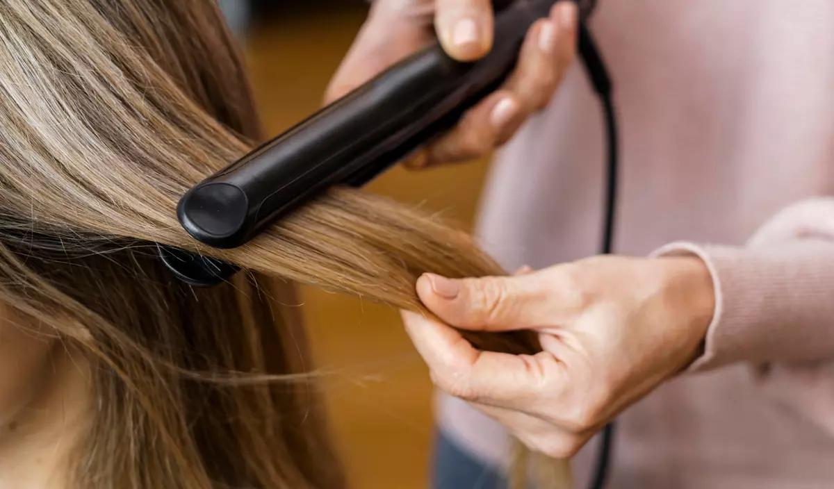 Guía Definitiva de Planchas para el Cabello: Tipos, Marcas y Consejos para un Alisado Perfecto - Qué produce la plancha en el cabello publicidad de planchas para el cabello - Qué produce la plancha en el cabello