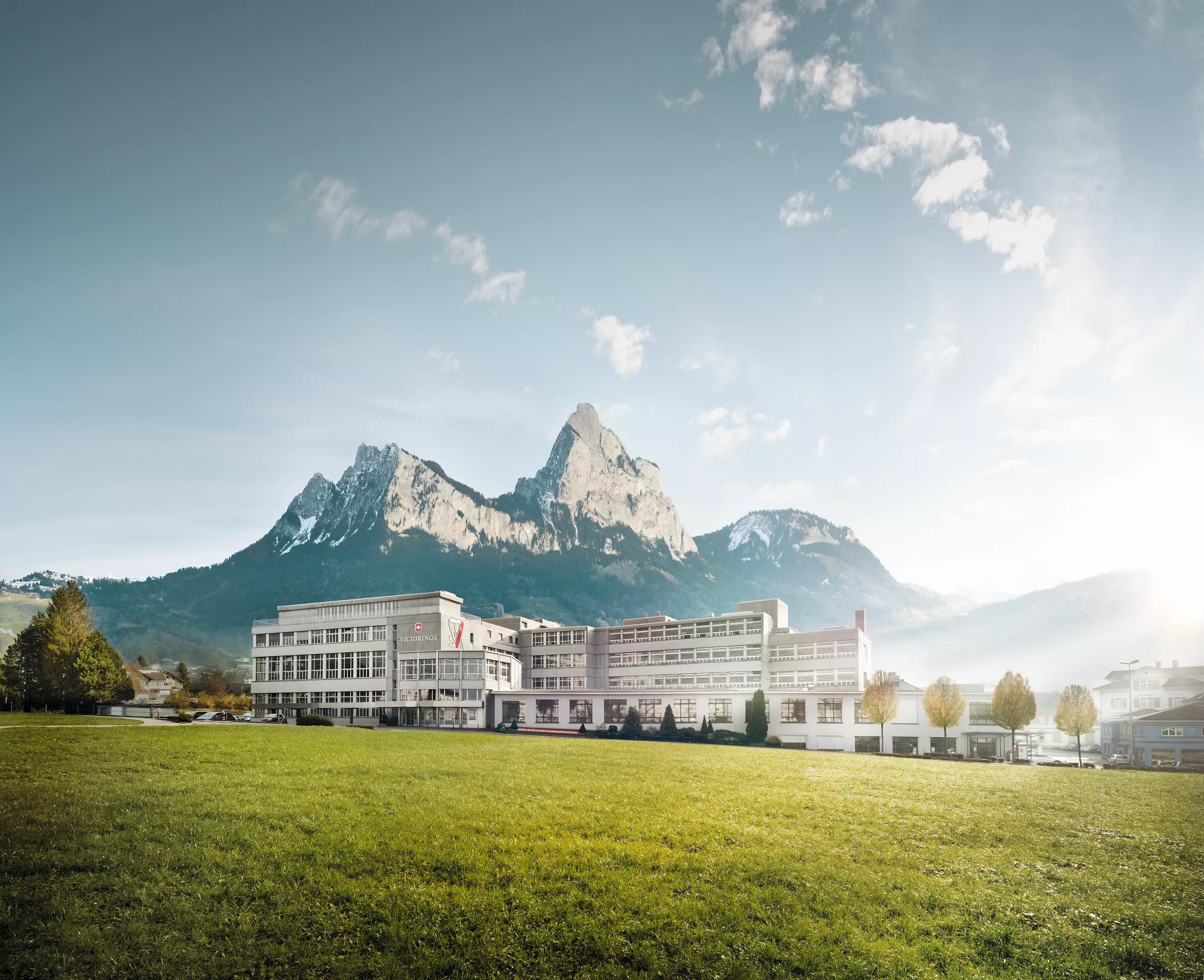 Publicidad Victorinox: La navaja suiza que conquistó el mundo - Qué significa el logo de Victorinox publicidad victorinox - Qué significa el logo de Victorinox