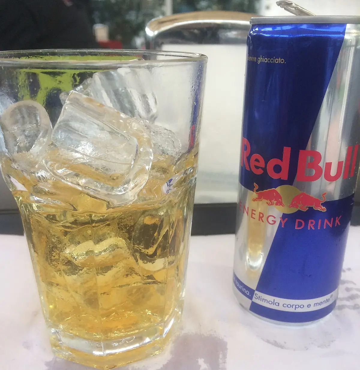 Red Bull: Estrategia publicitaria y gasto millonario - Qué significa el slogan de Red Bull red bull publicidad - Qué significa el slogan de Red Bull