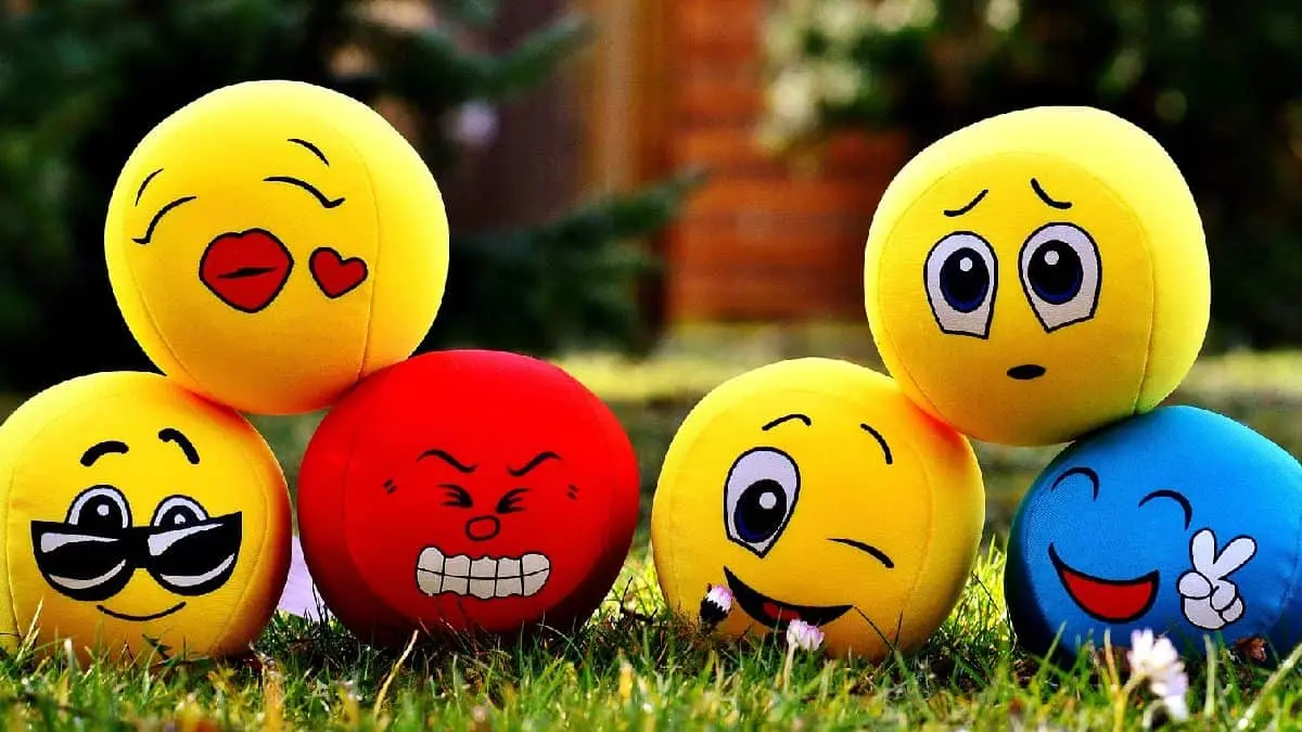 Emojis en el Marketing Digital: Una Guía Completa - Qué significa este emoji señalando emojo digital marketing - Qué significa este emoji señalando