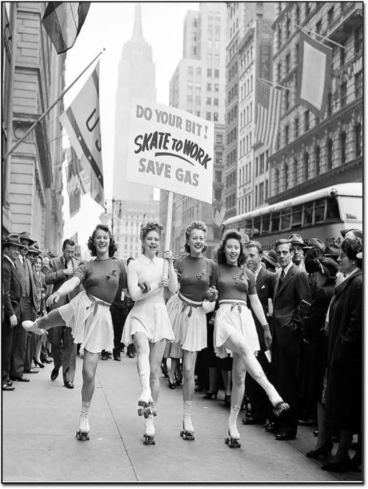 anuncios de la segunda guerra mundial blanco y negro - Qué significa la imagen "we can do it"