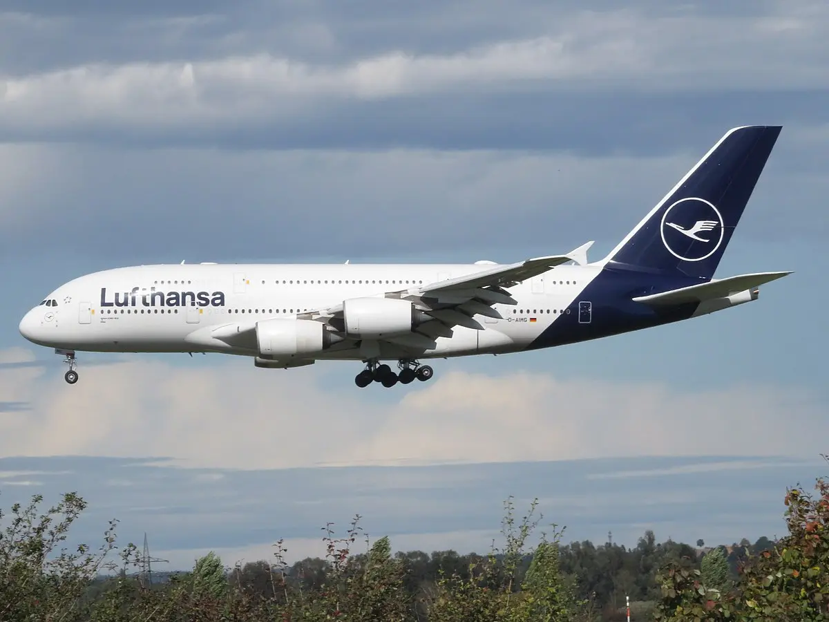 publicidad lufthansa - Qué significa Lufthansa en español