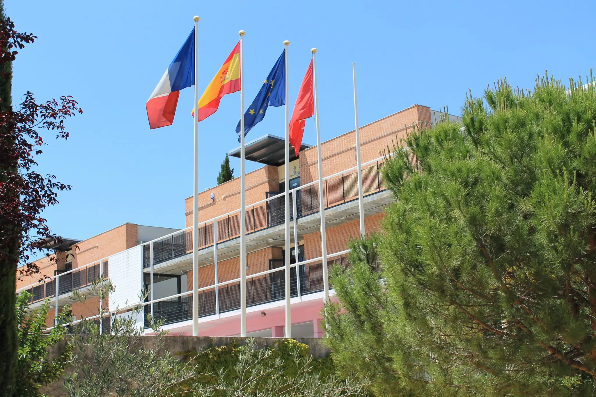 Anuncios de Colegios: Southern International School y Otras Opciones - Qué significa que un colegio sea internacional anuncios de colegios southern internatiojak school - Qué significa que un colegio sea internacional