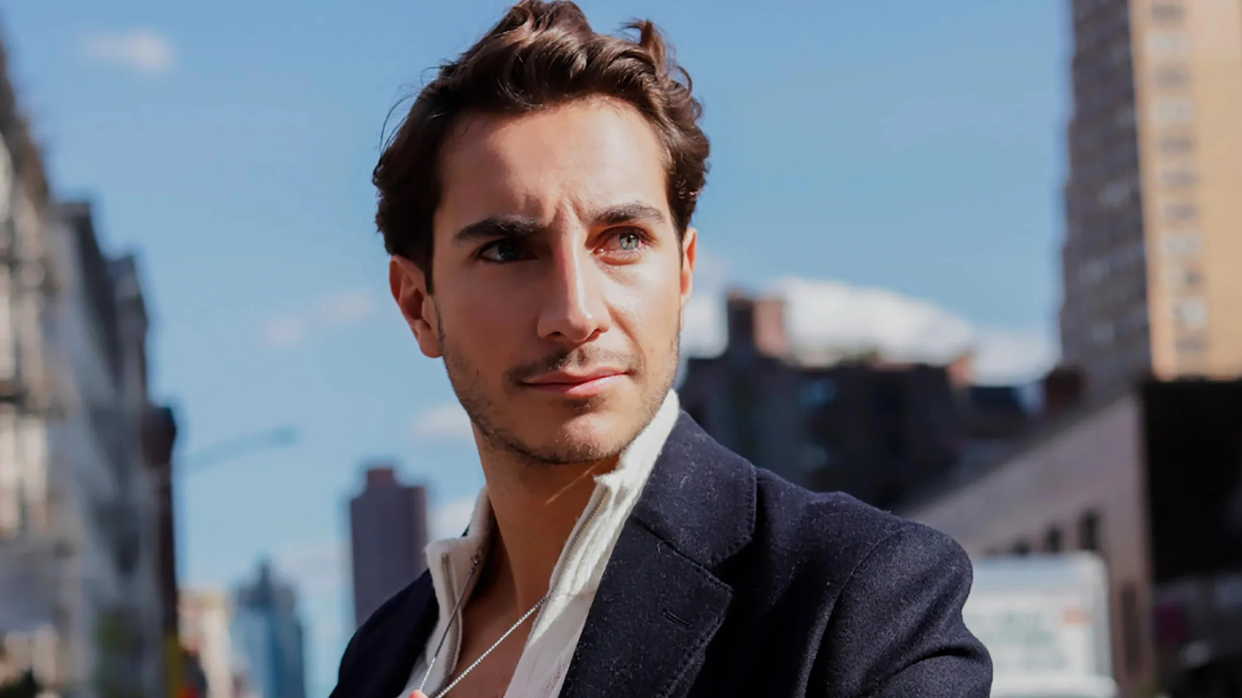 Publicidad de Tommy Hilfiger: Estrategias, Embajadores e Inspiración - Quién es el embajador de Tommy Hilfiger publicidad de tommy hilfiger - Quién es el embajador de Tommy Hilfiger