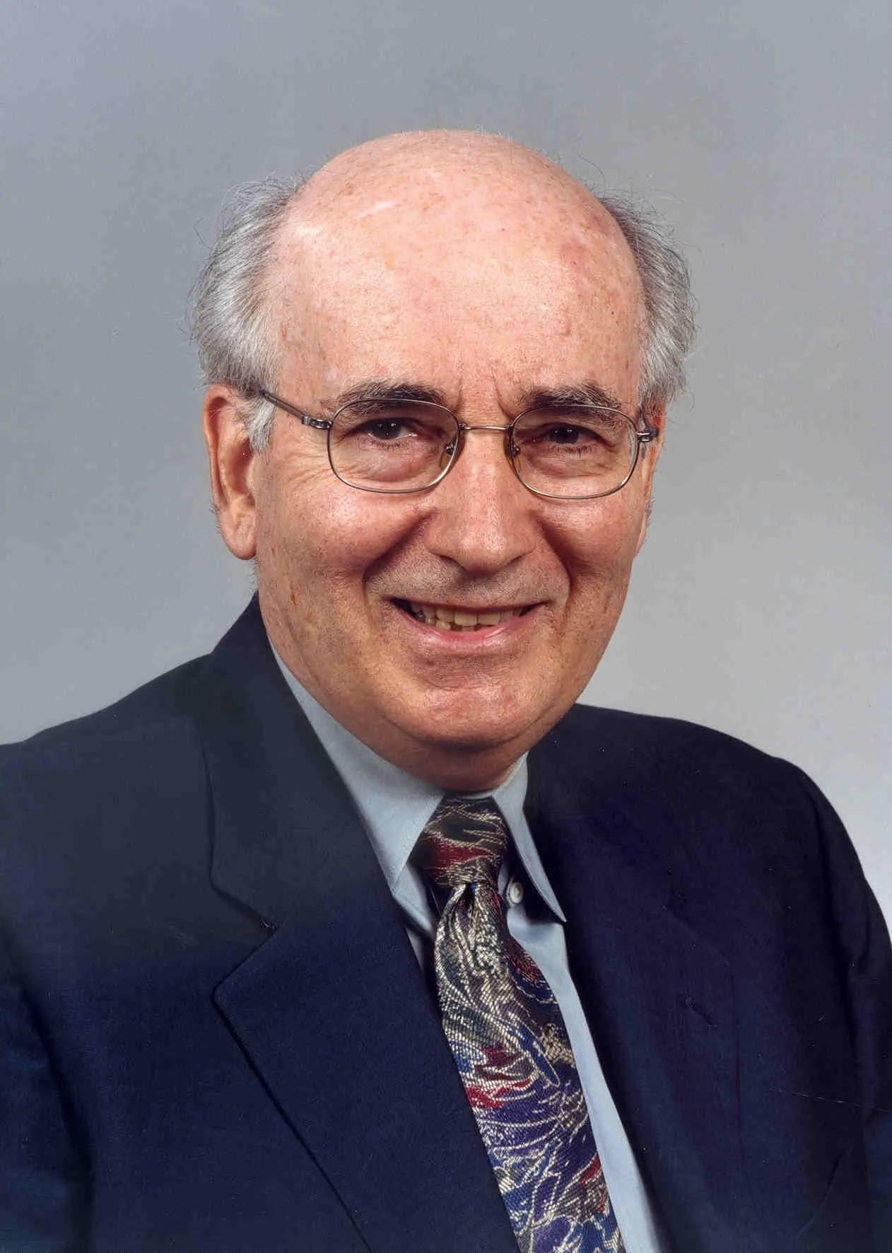 El Padre del Marketing Moderno: Philip Kotler - Quién es el inventor del marketing padre del marketing antiguo - Quién es el inventor del marketing