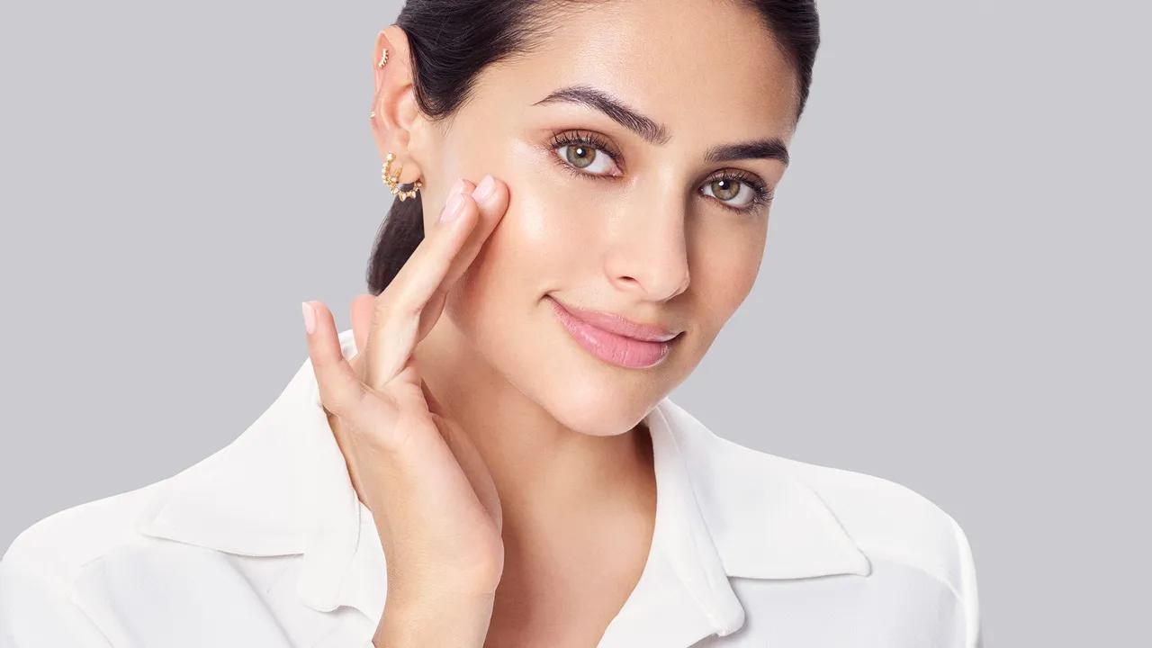 L'Oréal Publicidad: Análisis de las Campañas y Embajadoras - Quién es la modelo de L'Oréal ácido hialurónico loreal publicidad - Quién es la modelo de L'Oréal ácido hialurónico