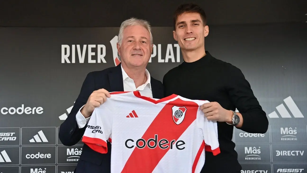 A qué hora hace los anuncios Gattoni?: Descifrando el misterio del defensor de River - Quién trajo a Gattoni a River a que hora hace los anuncios gatoni - Quién trajo a Gattoni a River