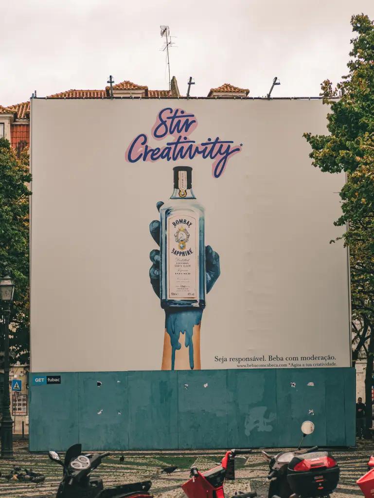 marketing advertising and public relations - What is the difference between marketing and advertising and publicity