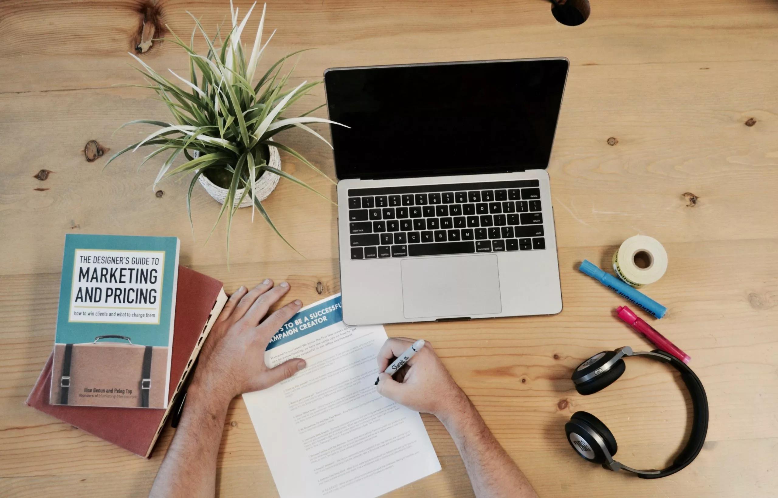 Diferencia entre Marketing y Product Marketing: Una Guía Completa para el Éxito - What is the difference between marketing operations and product marketing difference between marketing and product marketing - What is the difference between marketing operations and product marketing