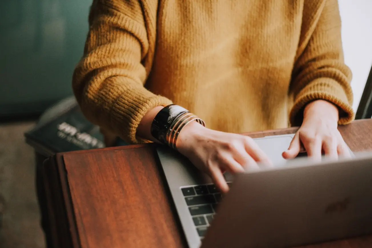 Sitios web para la promoción de libros: ¿Vale la pena la inversión? - Where can I promote my book book marketing websites - Where can I promote my book